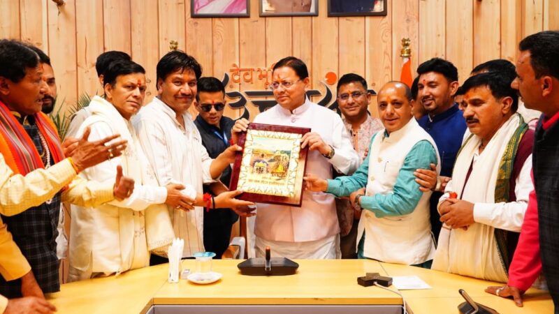 चारधाम में यात्रियों की संख्या सीमित न करने के राज्य सरकार के निर्णय का स्वागत