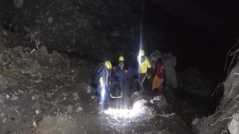 खाई में गिरने से व्यक्ति की मौत