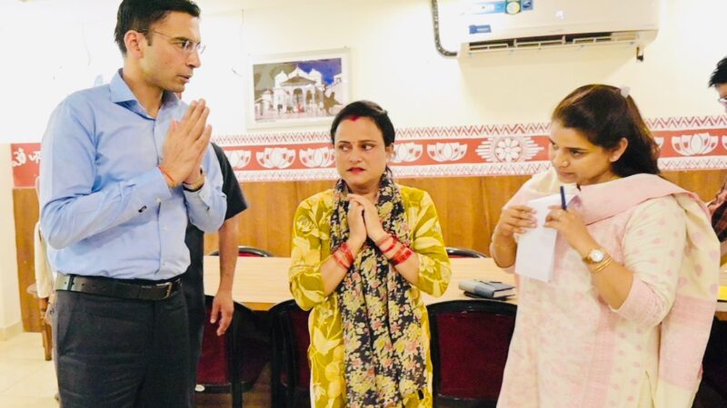 जिला प्रशासन का सहारा, कैंसर पीड़ित परिवार को मिली बड़ी राहत, 71 हजार ऋण माफ, 50 हजार की आर्थिक सहायता