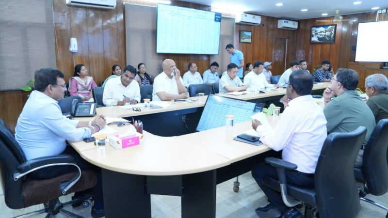 मुख्य सचिव आनंद बर्द्धन की अध्यक्षता में महिला एवं बाल विकास विभाग की महत्वपूर्ण समीक्षा बैठक