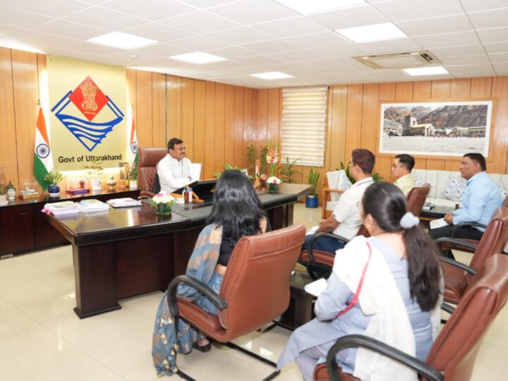 मुख्य सचिव ने आयुक्त खाद्य से ली प्रदेश में दैनिक आवश्यक वस्तुओं की उपलब्धता एवं कीमतों की जानकारी