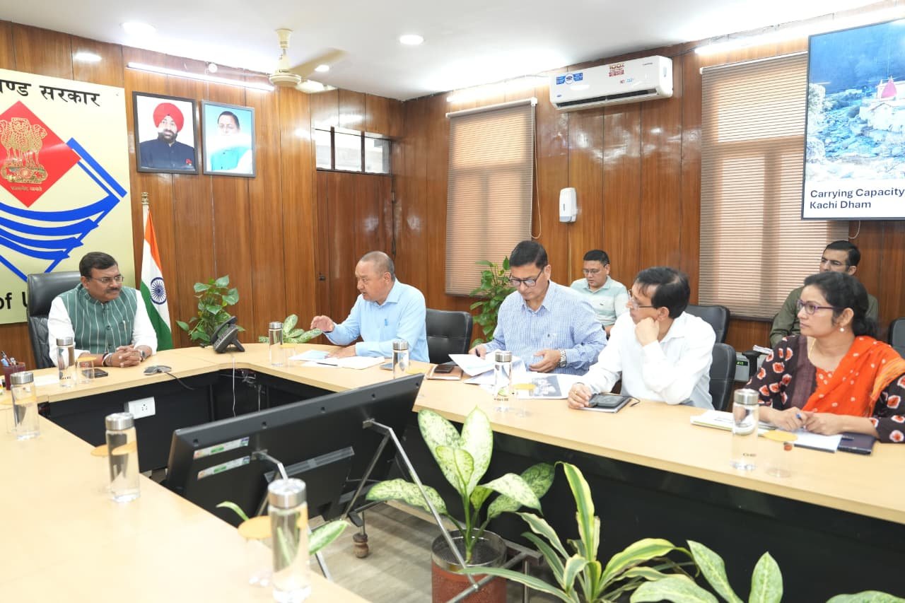 कैंचीधाम स्थापना दिवस की तैयारियों को लेकर मुख्य सचिव ने की सम्बन्धित अधिकारियों संग बैठक