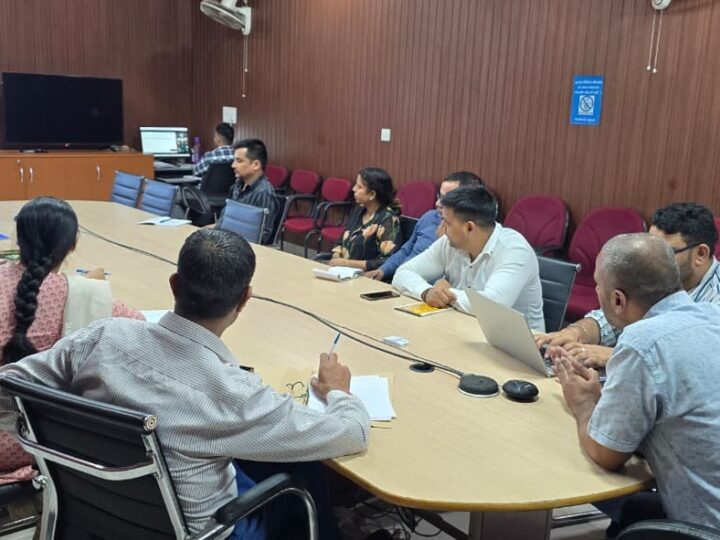 जिले में ई-ऑफिस प्रणाली को प्रभावी बनाने हेतु प्रशिक्षण कार्यक्रम आयोजित,अधिकारियों एवं कर्मचारियों को दिया गया व्यवहारिक प्रशिक्षण