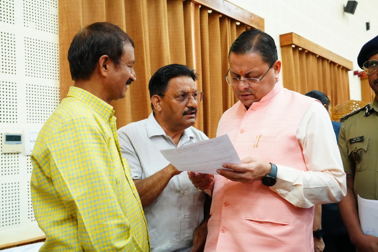 मुख्यमंत्री ने जन समस्याओं के त्वरित एवं समयबद्ध समाधान के दिए निर्देश