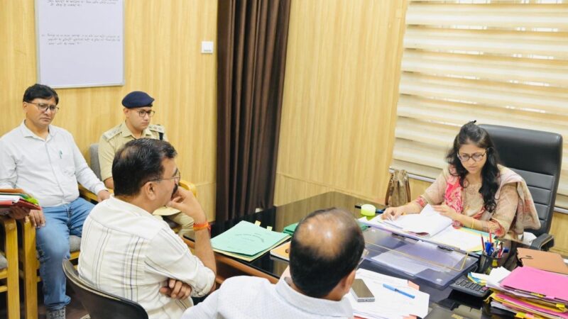 नशा मुक्त समाज के लिए विभागीय समन्वय से चलाएं व्यापक जनजागरूकता अभियानः एडीएम