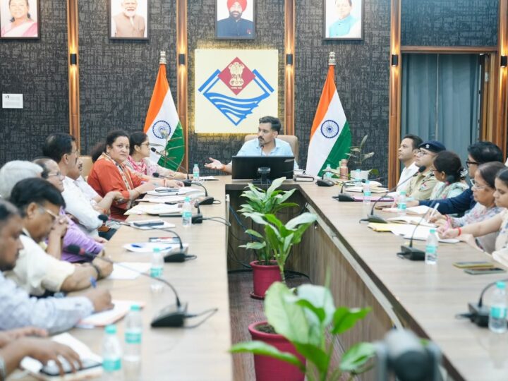 नशामुक्ति अभियान को गति देने के लिए शिक्षण संस्थानों में होंगी विशेष कार्यशालाएं