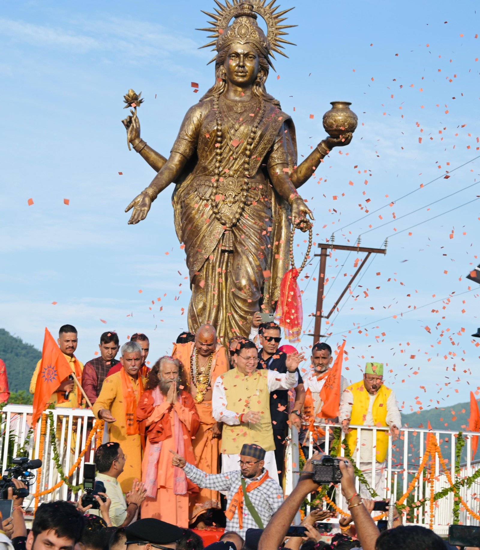 हरिपुर कालसी में मुख्यमंत्री धामी ने किया माँ यमुना की प्रतिमा का अनावरण और हरिघाट का लोकार्पण