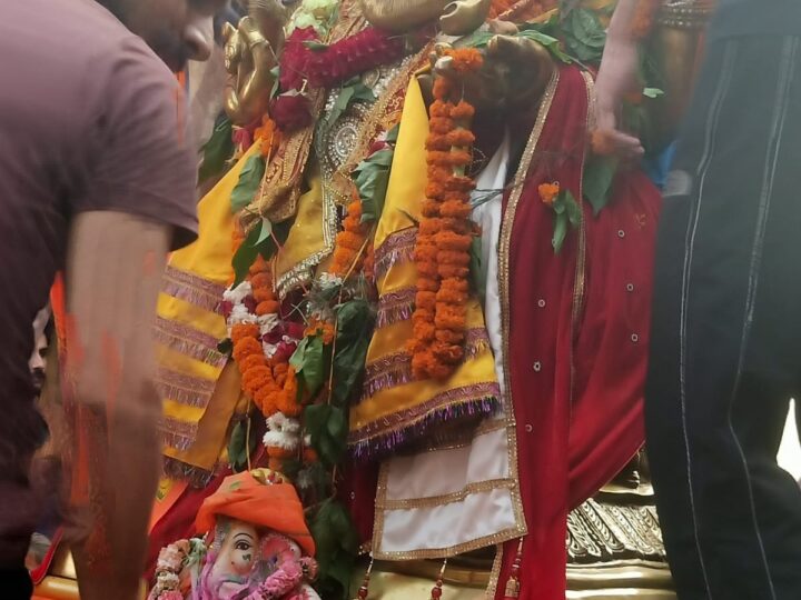 250 किलो पीतल की प्रतिमा का हरिद्वार में हुआ सांकेतिक विसर्जन