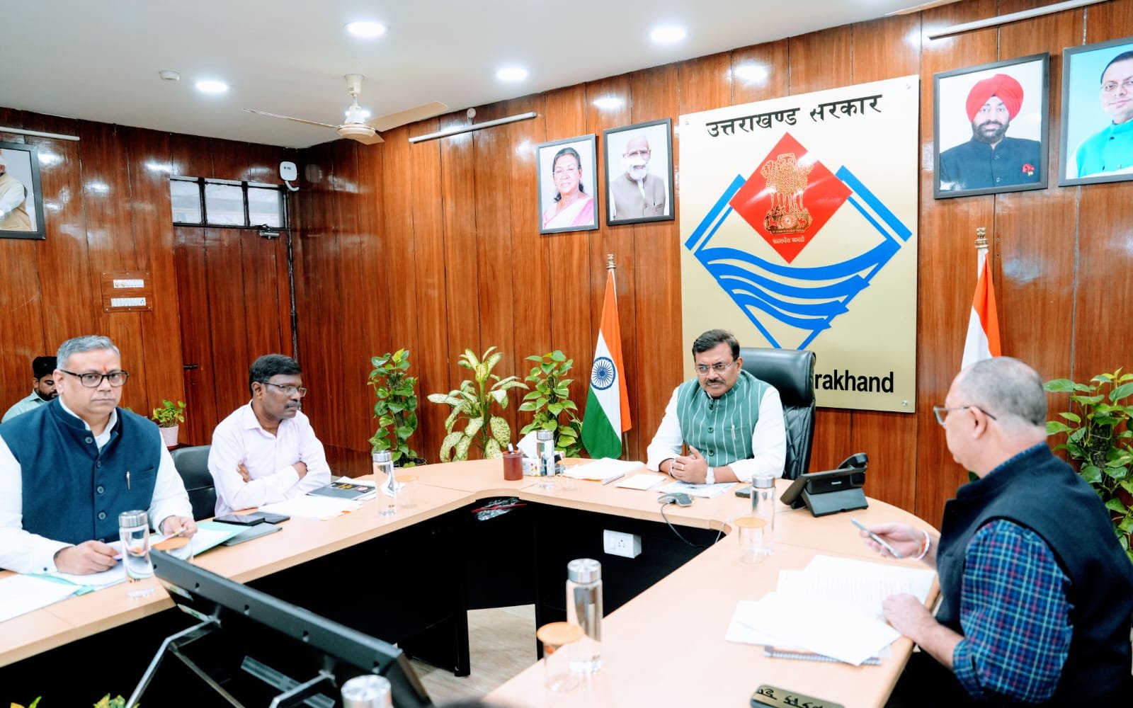 ज्योलिकोट, नैनीताल दूषित पेयजल प्रकरण पर मुख्य सचिव ने ली अधिकारियों की बैठक
