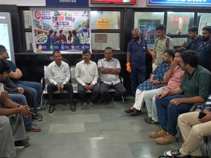 देहरादून, ऋषिकेश रेल स्टेशन पर स्वच्छता पखवाड़ा के तहत जन-जागरूकता अभियानों का आयोजन