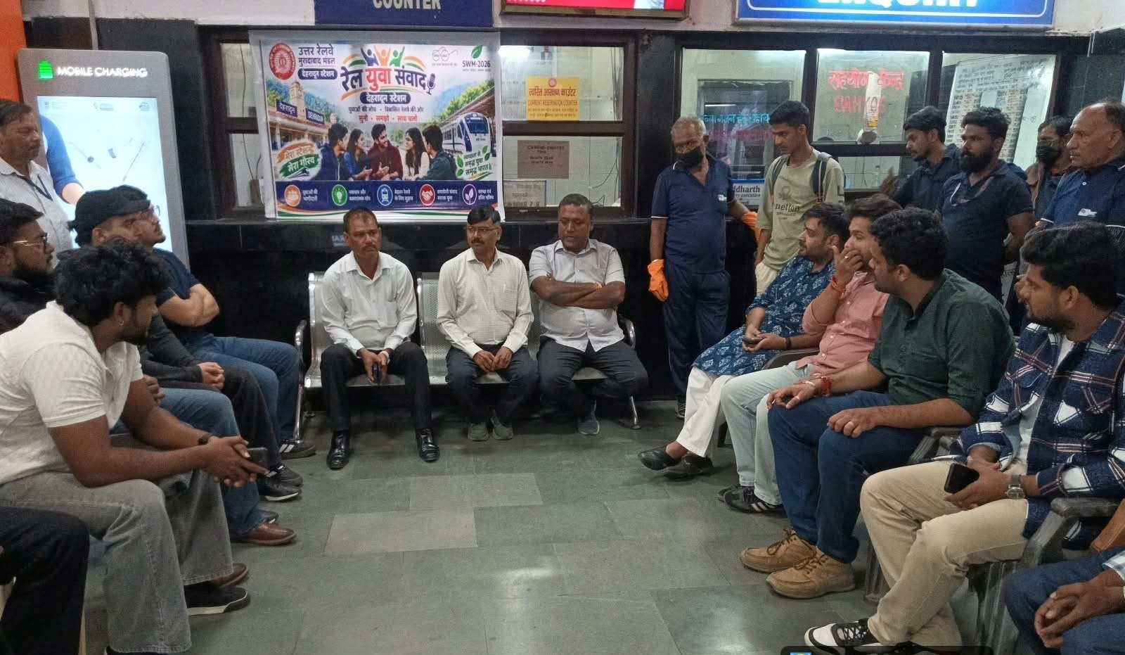 देहरादून, ऋषिकेश रेल स्टेशन पर स्वच्छता पखवाड़ा के तहत जन-जागरूकता अभियानों का आयोजन