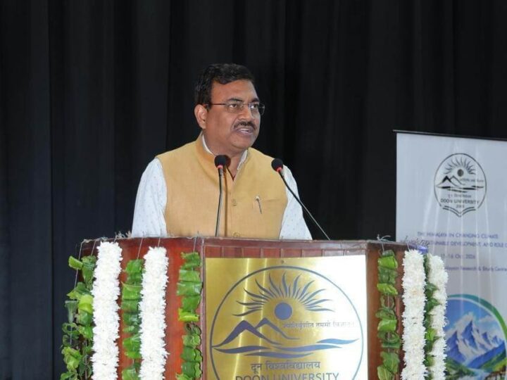 मुख्य सचिव ने किया दून विश्वविद्यालय में दो दिवसीय राष्ट्रीय संगोष्ठी का शुभारंभ