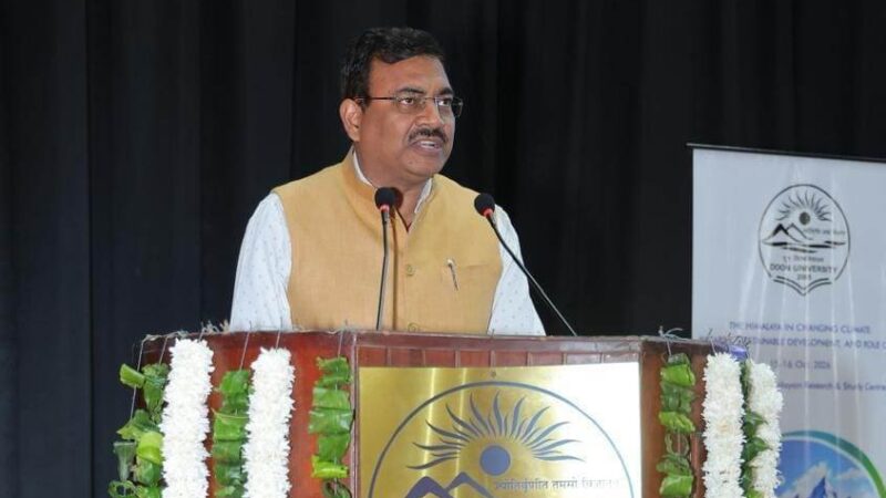 मुख्य सचिव ने किया दून विश्वविद्यालय में दो दिवसीय राष्ट्रीय संगोष्ठी का शुभारंभ