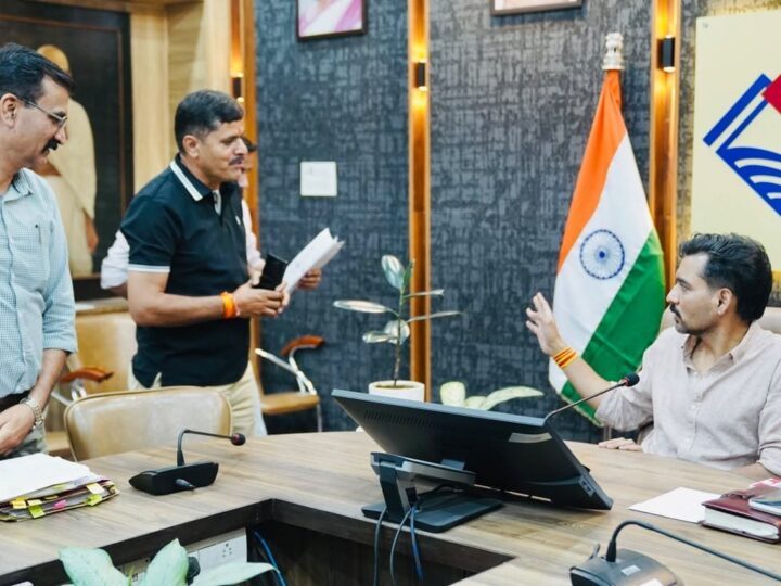 विशेष शिविर लगाकर बनाए जाएंगे आय-जाति प्रमाण पत्र और आधार कार्ड