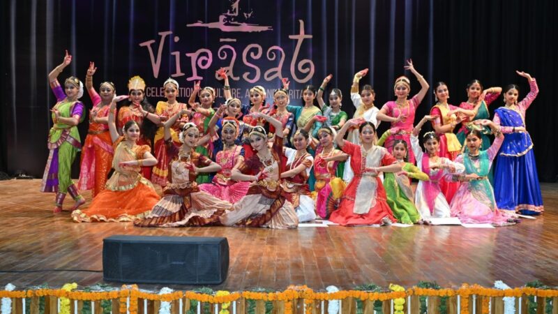 विरासत साधना में स्कूली बच्चों ने भरतनाट्यम और कथक की प्रस्तुतियों से किया ओत-प्रोत