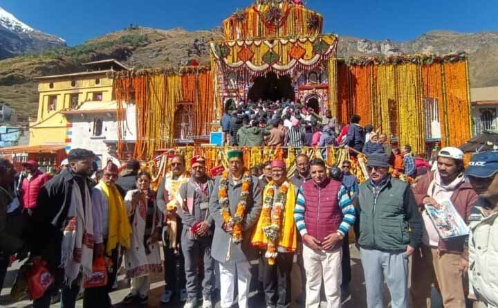 दो सप्ताह बाद बीकेटीसी के अस्थायी कर्मचारियों का धरना समाप्त