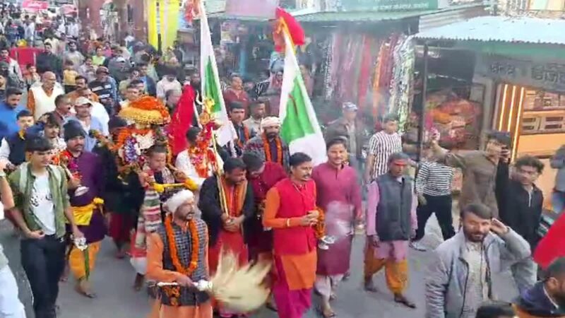 रुद्रनाथ की उत्सव डोली पहुंची गोपीनाथ मंदिर